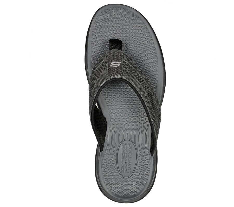 SKECHERS Relaxed Fit: Delmont Sd - Almedo Black / Gray Sandals