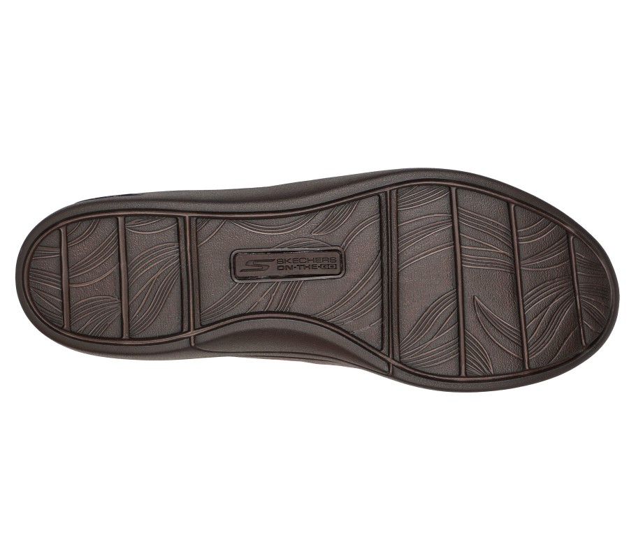 SKECHERS Arch Fit Uplift - Comfy Zone Chocolate Slip-Ons