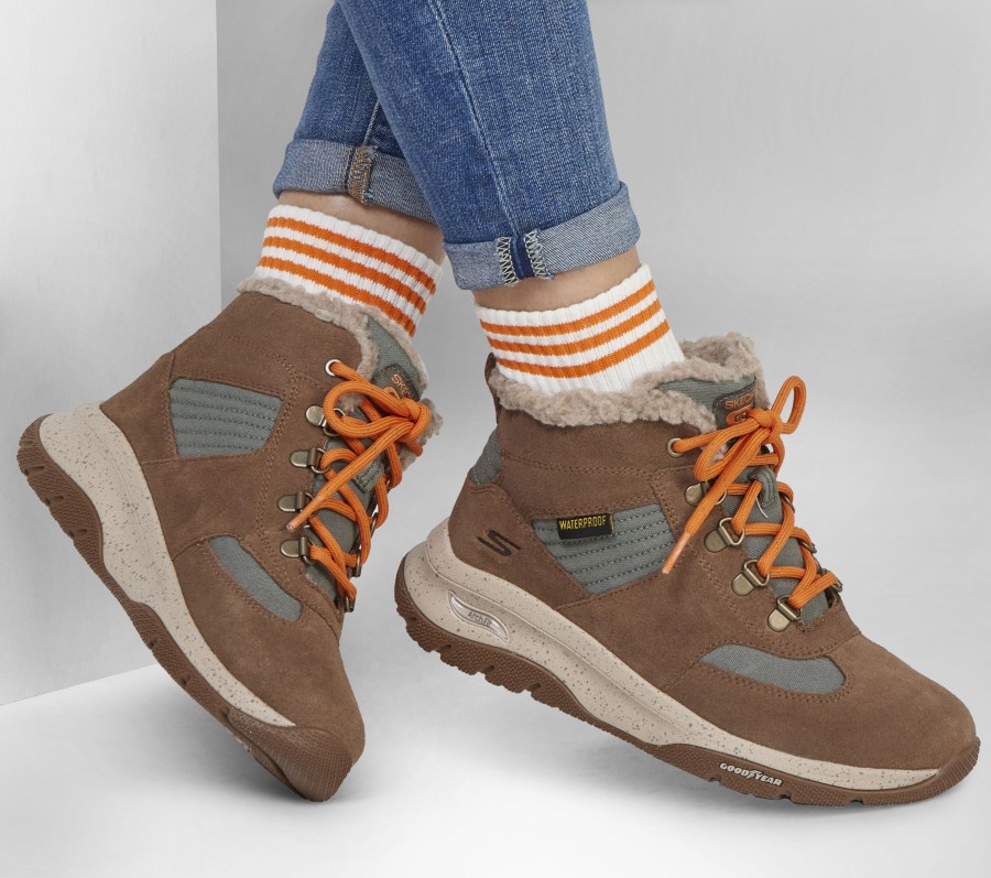 SKECHERS Arch Fit Journey - Down To Earth Brown Lace Up