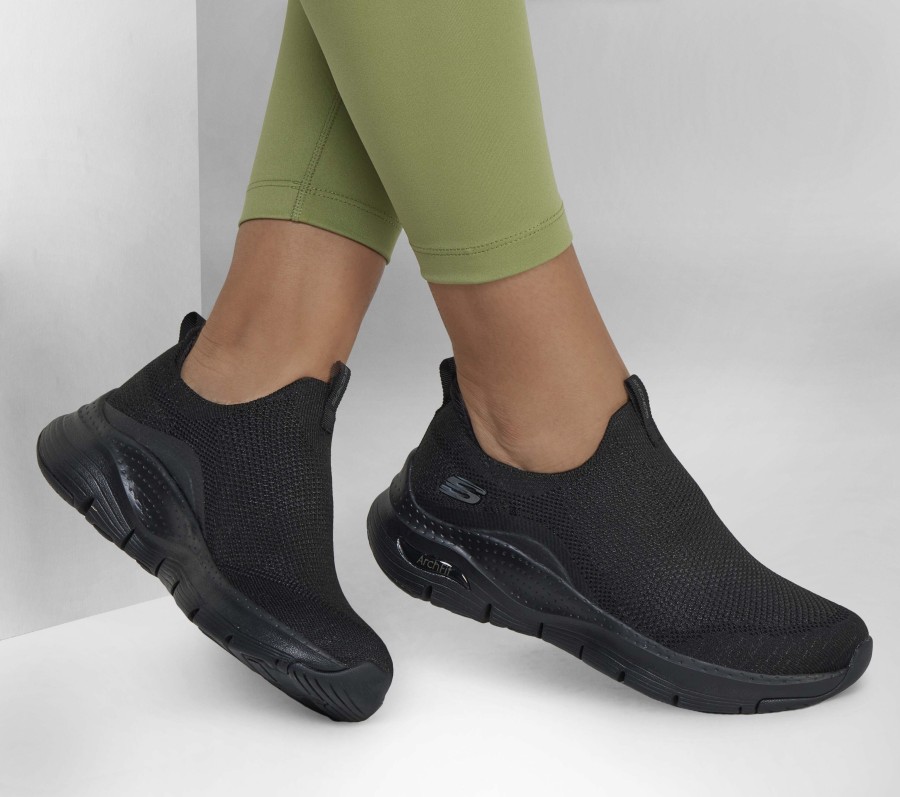 SKECHERS Arch Fit - New Beauty Black Slip-Ons