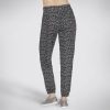 SKECHERS Bobs Peachy Paws Heart Eyes Jogger Black Bottoms