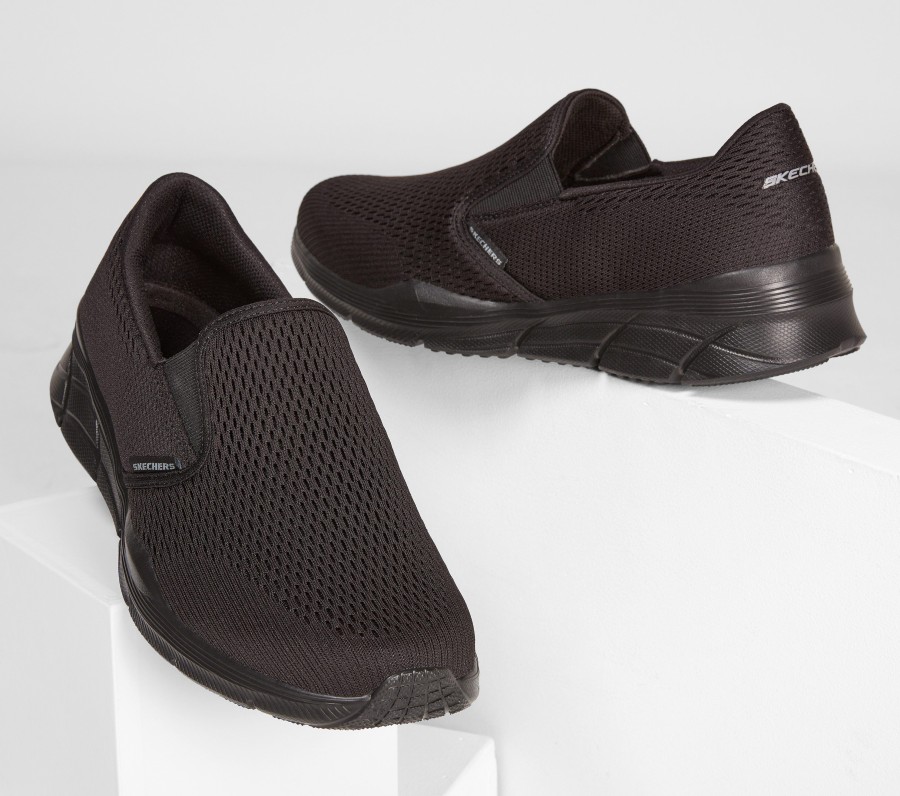 SKECHERS Relaxed Fit: Equalizer 4.0 - Triple-Play Black Slip-Ons