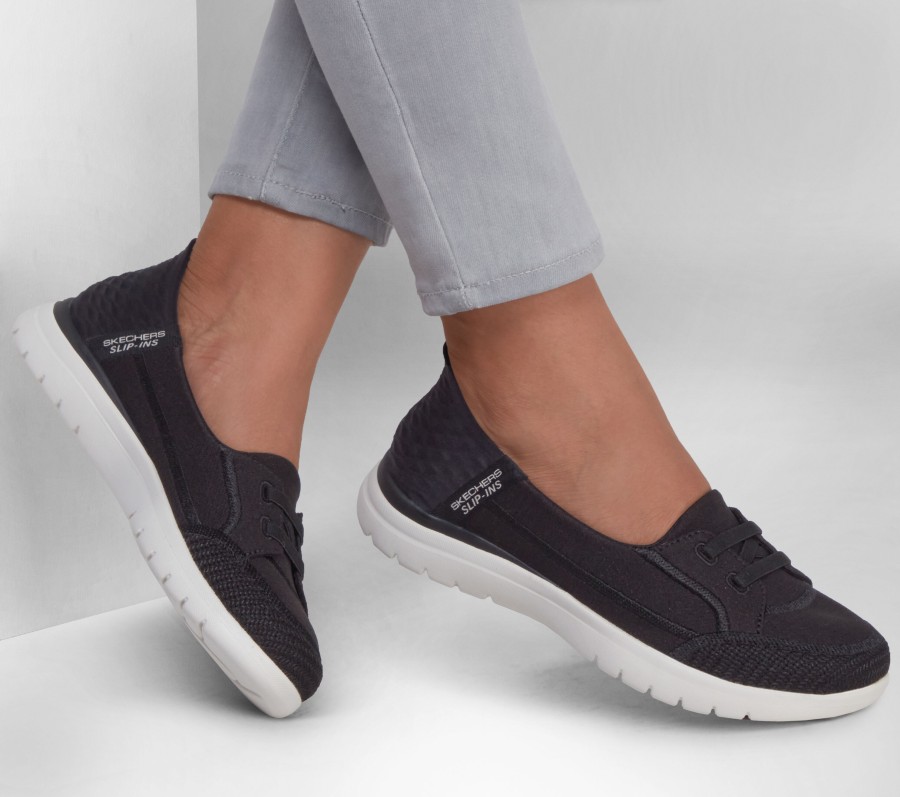 SKECHERS Skechers Slip-Ins: On-The-Go Flex - Top Notch Black / White Slip-Ons