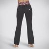 SKECHERS Dvf: Go Sculpt Flare Pant Black / Hot Pink Bottoms