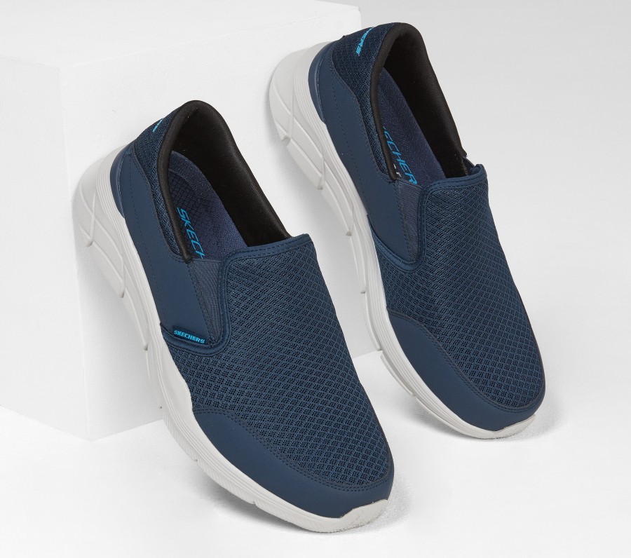 SKECHERS Relaxed Fit: Equalizer 4.0 - Persisting Navy Slip-Ons