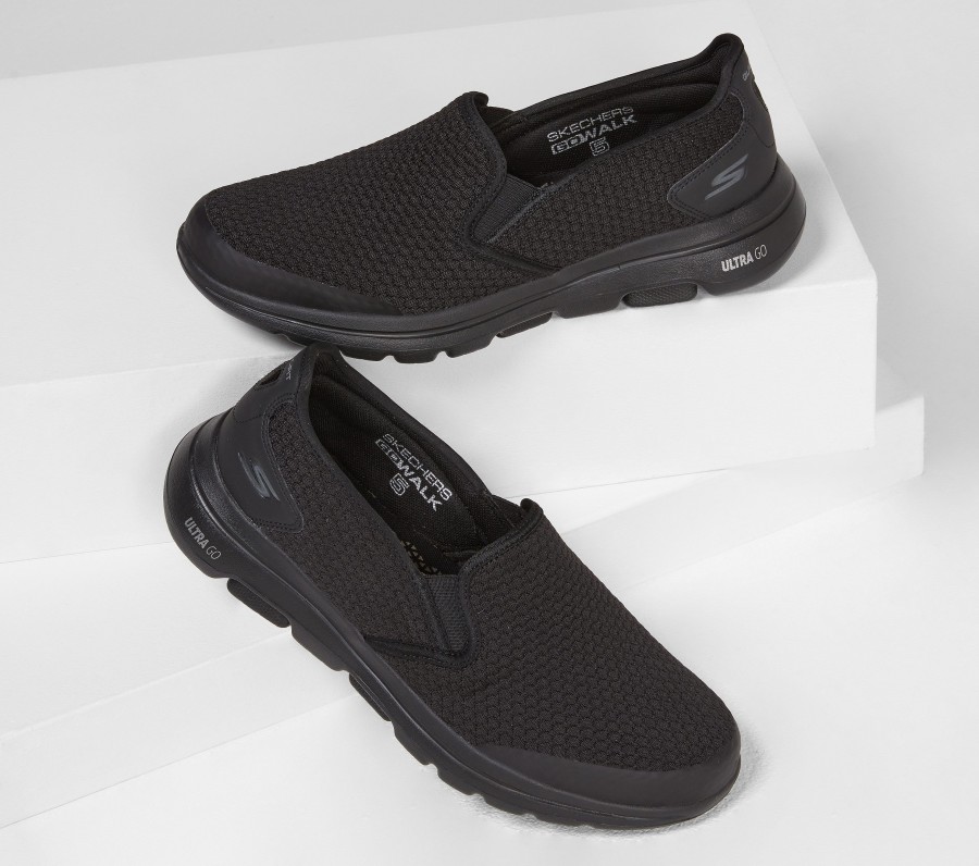 SKECHERS Skechers Gowalk 5 - Apprize Black Slip-Ons