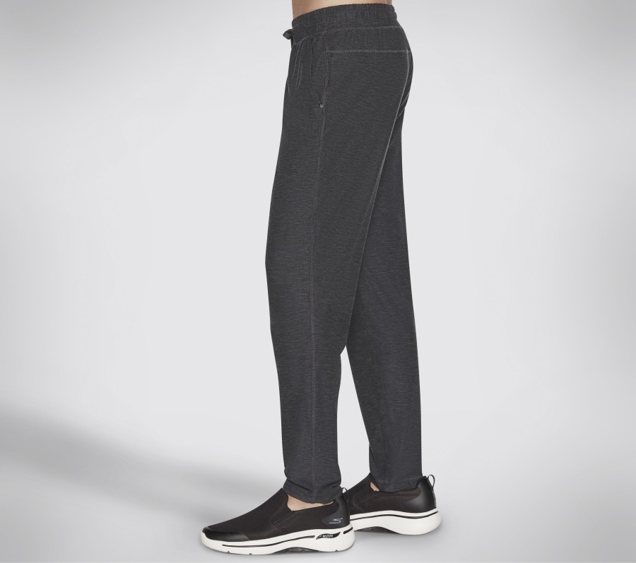 SKECHERS Skech-Knits Ultra Go Lite Tapered Pant Black / Charcoal Bottoms