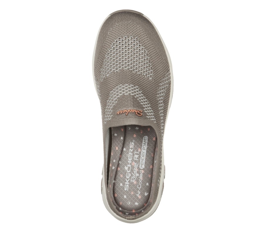 SKECHERS Relaxed Fit: Commute Time - In Knit To Win Taupe Slip-Ons